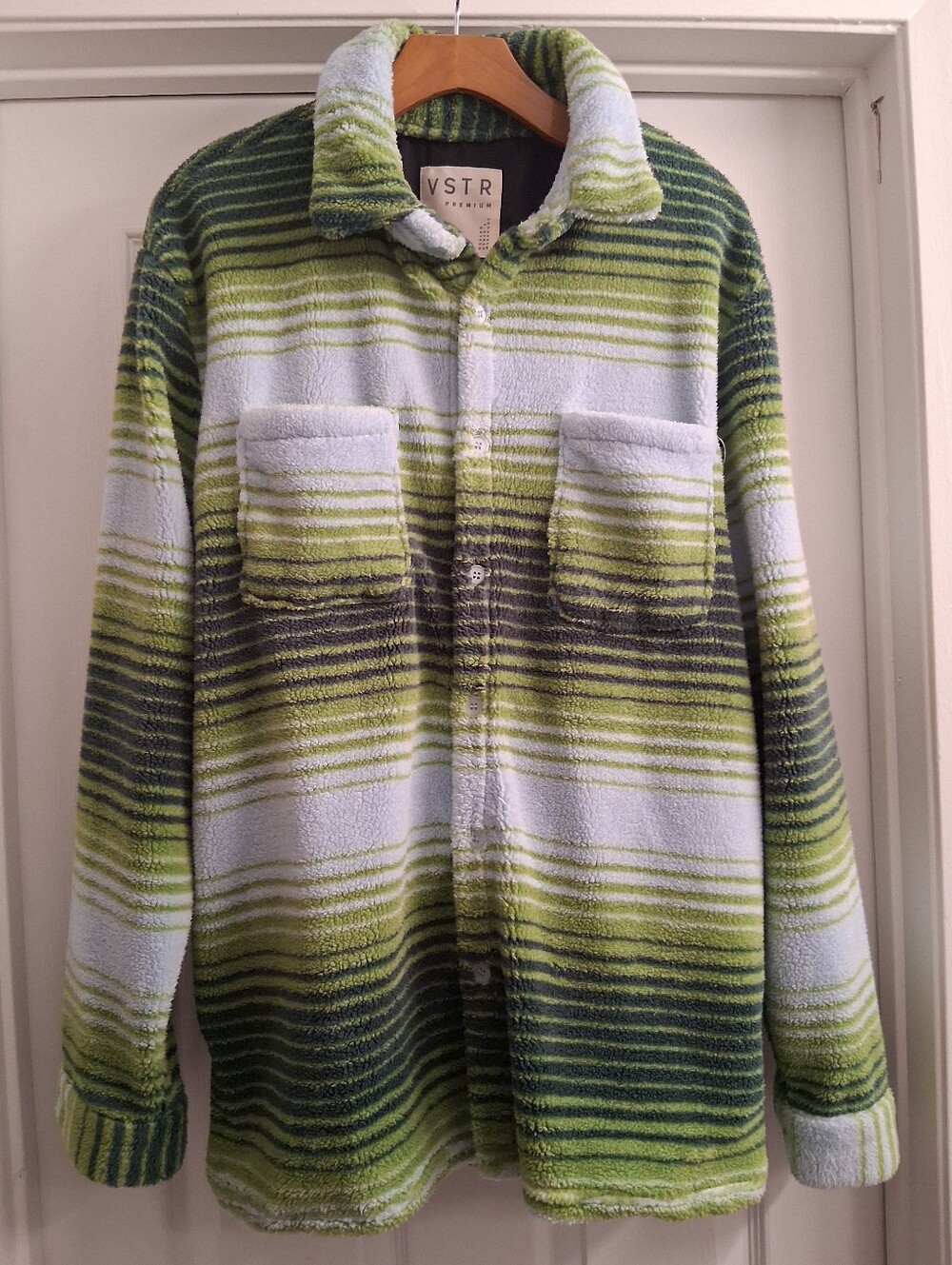 VSTR Plush Button Up Jacket Large